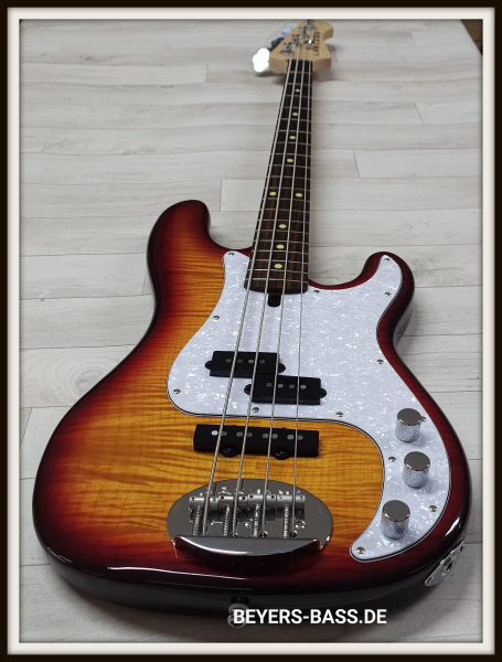 Lakland Skyline 44-64 Deluxe Flamed Maple, Honey Burst Gloss